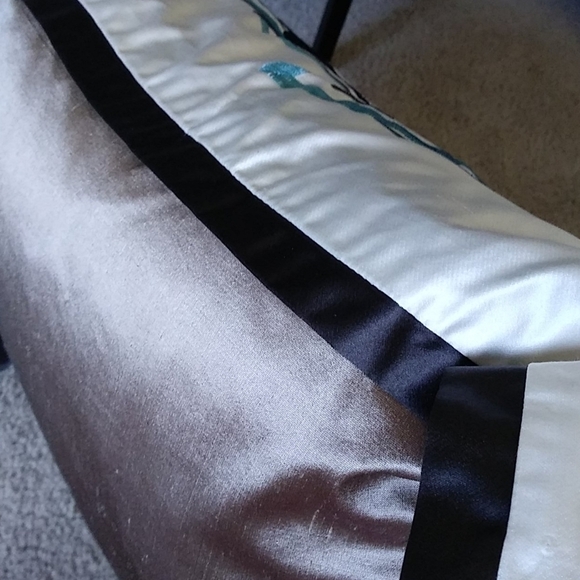 Designers Guild set/2 pillow‎ shams embroidered… - Picture 10 of 15